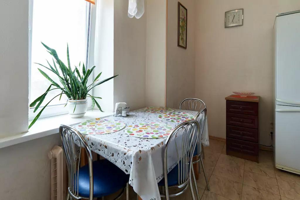 קייב Home Hotel Apartments On Zoloti Vorota מראה חיצוני תמונה